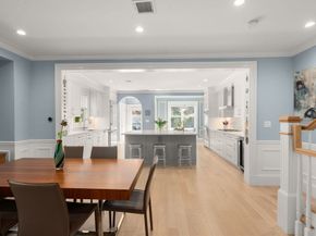 90 Columbia U90, Brookline MA 02446