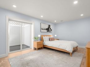 90 Columbia U90, Brookline MA 02446