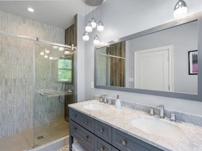 90 Columbia U90, Brookline MA 02446