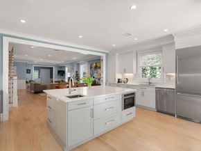 90 Columbia U90, Brookline MA 02446