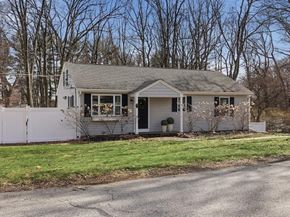 7 Maplewood Road, Shrewsbury MA 01545