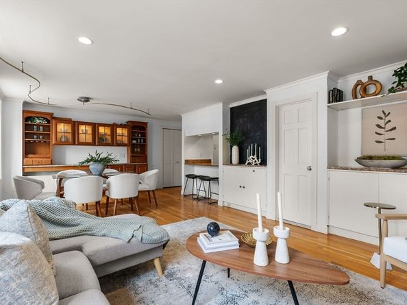 17 Bowdoin Street 4AB, Boston MA 02114