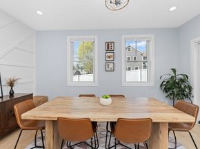 1096 Chestnut St 1096, Newton MA 02464