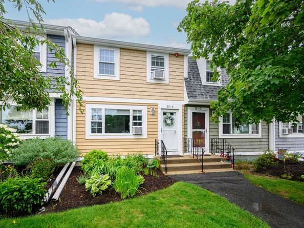 4 Lydon Lane B14, Halifax MA 02338