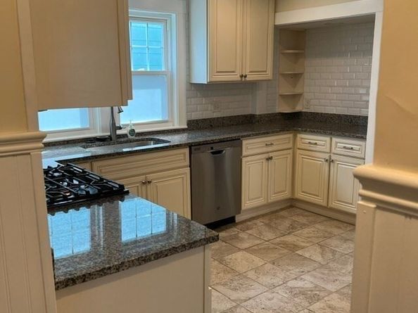 71 Palfrey Street 71, Watertown MA 02472