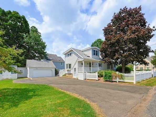 374 Plain St, Stoughton MA 02072