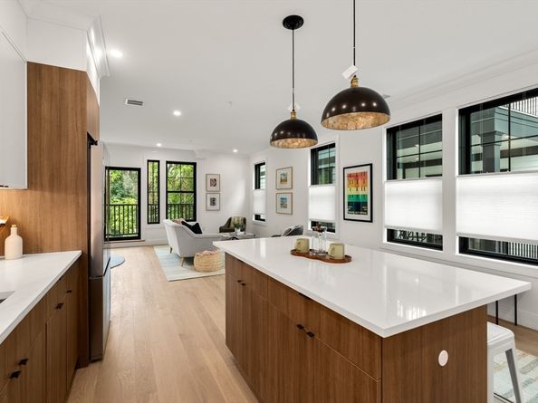 228 Washington Street 4, Boston MA 02135