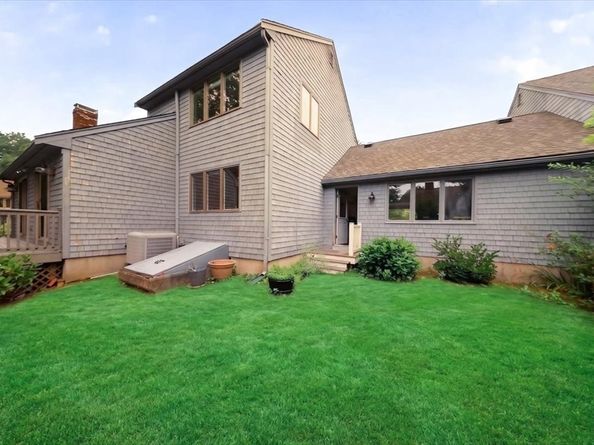68 Trout Farm Ln, Duxbury MA 02332