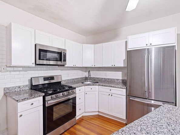 259 Chelsea St, Boston MA 02128