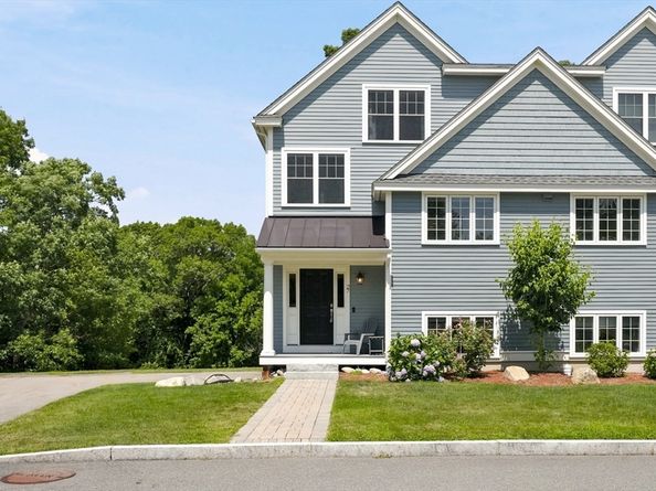 27 Clarks Hill Ln 27, Framingham MA 01702