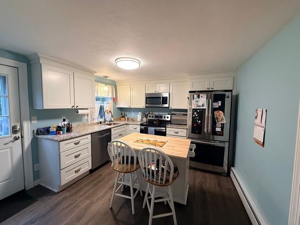 11 Mason Rd, Dudley MA 01571