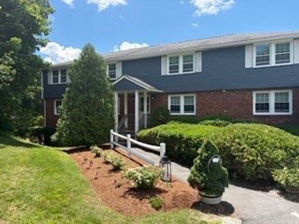 10 Zabriskie Dr E, Newburyport MA 01950