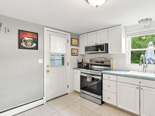 28 Preston St, Malden MA 02148