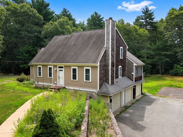 42 Clear Pond Road, Lakeville MA 02347