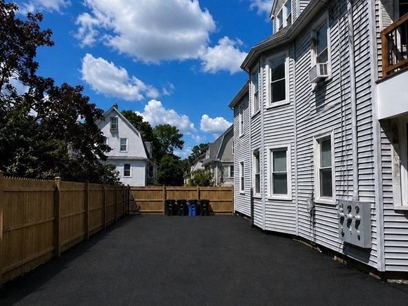 34-36 Curry Cir, Swampscott MA 01907