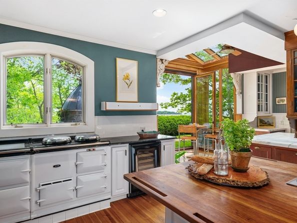 965-973 Hale Street, Beverly MA 01915