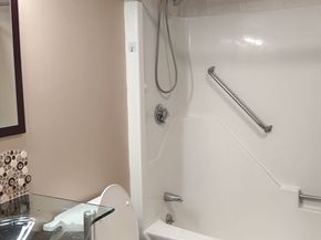 8 9th St 406, Medford MA 02155