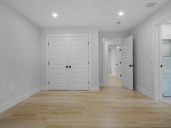 293 Cross St, Norwell MA 02061