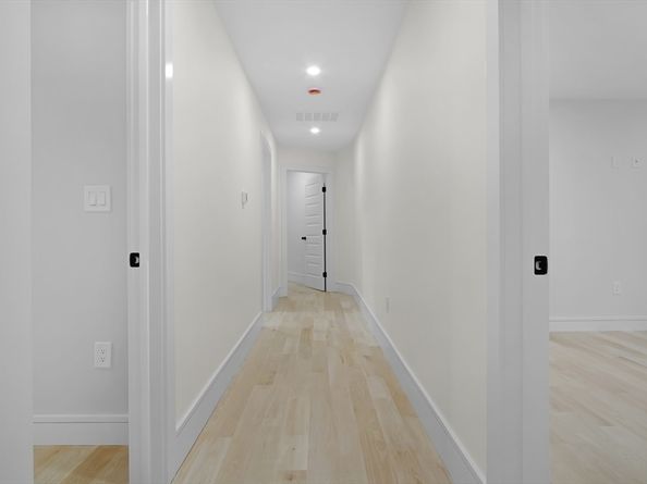 293 Cross St, Norwell MA 02061
