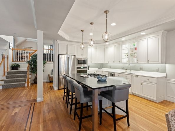 32 Bobby Jones Dr 32, Andover MA 01810