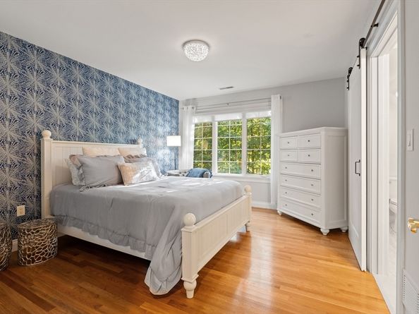 32 Bobby Jones Dr 32, Andover MA 01810