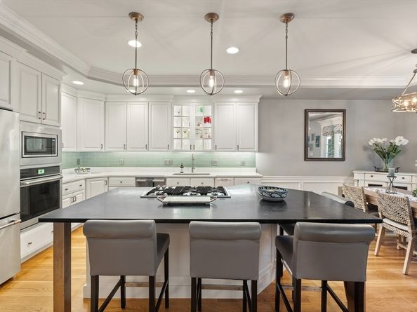 32 Bobby Jones Dr 32, Andover MA 01810