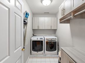 32 Bobby Jones Dr 32, Andover MA 01810