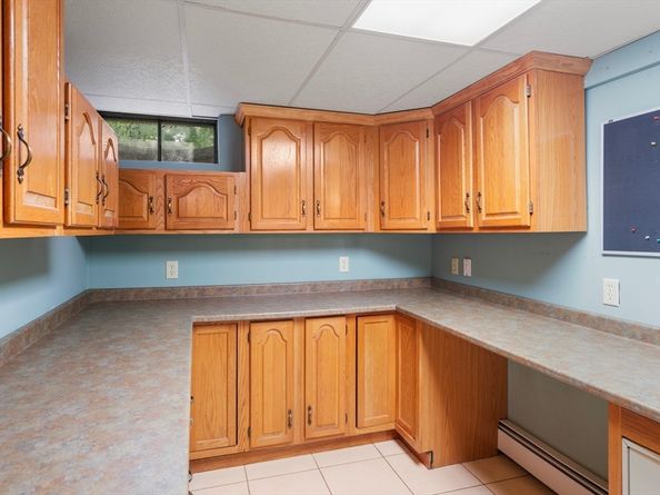100 Avery Heights Drive, Holden MA 01520