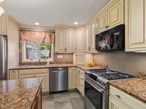 100 Avery Heights Drive, Holden MA 01520