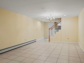 100 Avery Heights Drive, Holden MA 01520