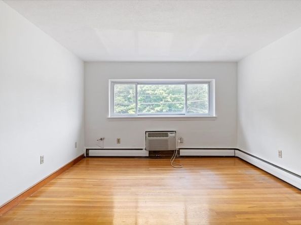 2 Lagrange Street 7, Boston MA 02132