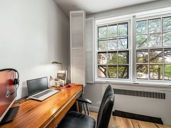 50 Follen St 306, Cambridge MA 02138