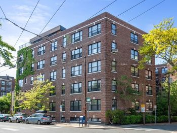 50 Follen St