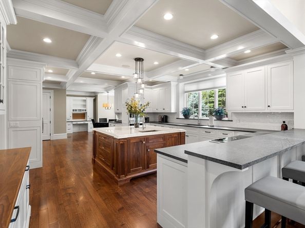 540 Harland St, Milton MA 02186