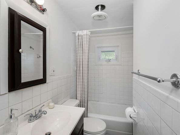 147 Fairmount Ave, Lynn MA 01905