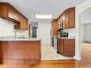 18 Fairview Rd, Westborough MA 01581