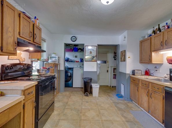 25-29 Chapel St, Norwood MA 02062