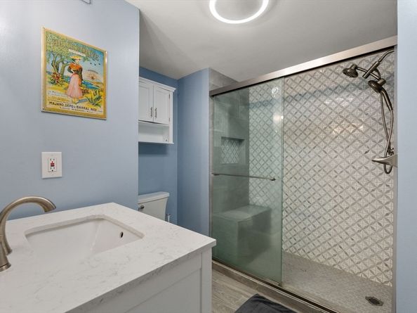 122-130 Fulton Street 13, Boston MA 02109