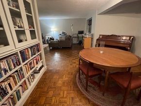 51 John St 201, Brookline MA 02446