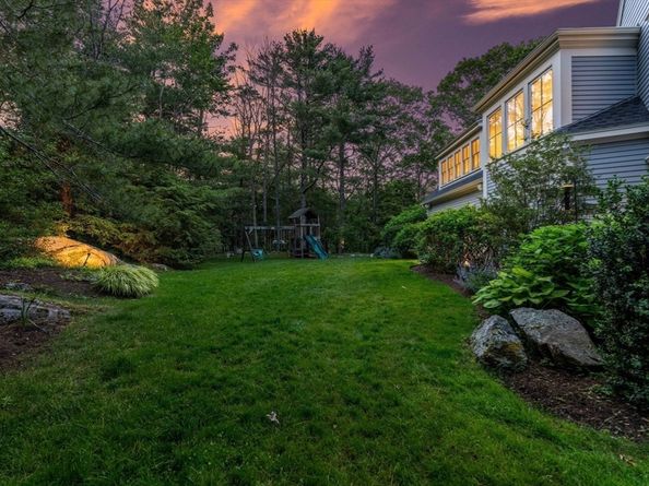1 Crooked Ln, Manchester MA 01944