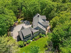 1 Crooked Ln, Manchester MA 01944