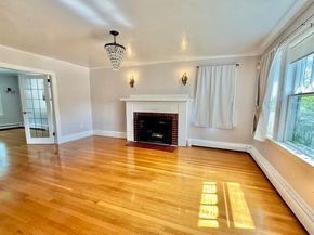 10 Brewster St, Plymouth MA 02360