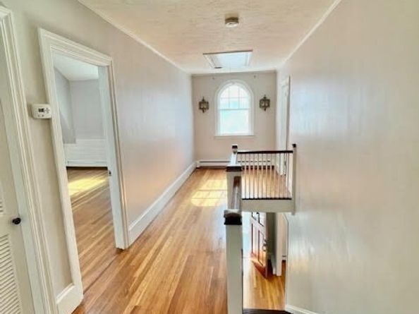 10 Brewster St, Plymouth MA 02360