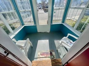 10 Brewster St, Plymouth MA 02360