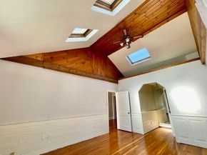 10 Brewster St, Plymouth MA 02360