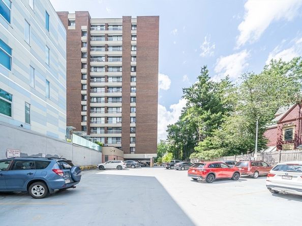 1105 Massachusetts Ave 1C, Cambridge MA 02138