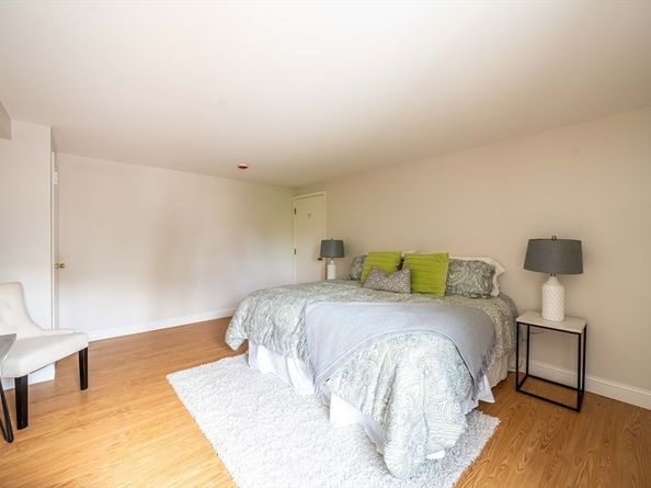 1105 Massachusetts Ave 1C, Cambridge MA 02138