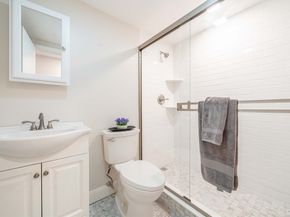 1105 Massachusetts Ave 1C, Cambridge MA 02138
