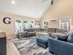 1 Elm St 4, Boston MA 02122