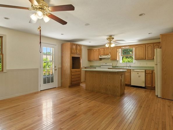 14 Doris Dr., Abington MA 02351